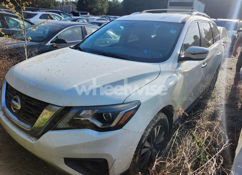 Photo 6 of 2017 Nissan Pathfinder (VIN 5N1DR2MN2HC912899)