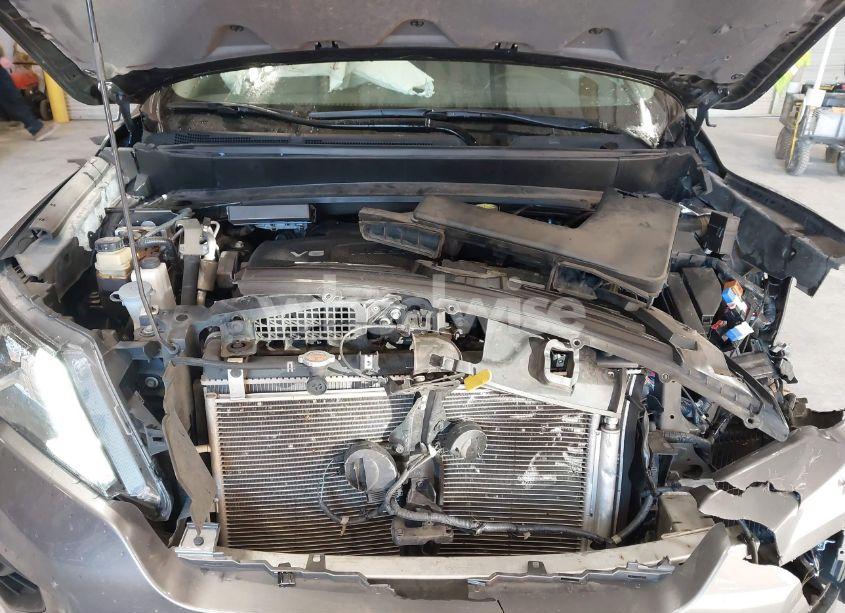 Photo 10 of 2019 Nissan Pathfinder S (VIN 5N1DR2MN2KC633766)