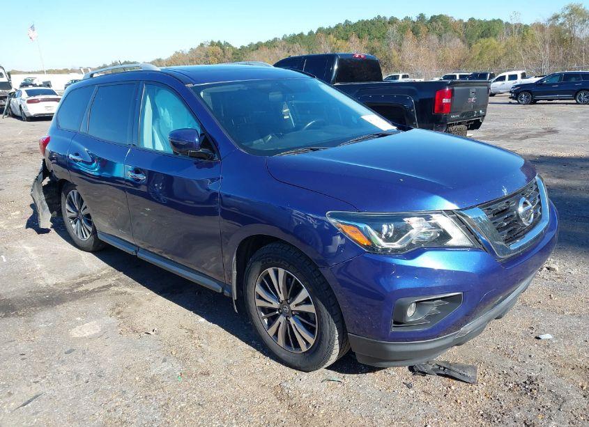 2017 Nissan Pathfinder SL (VIN 5N1DR2MN3HC613440) main photo