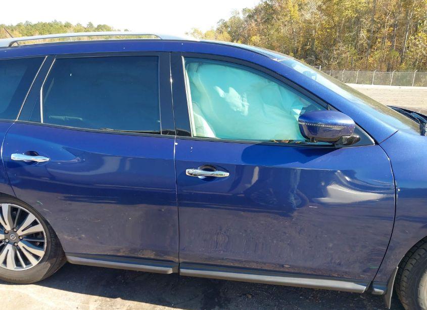 Photo 13 of 2017 Nissan Pathfinder SL (VIN 5N1DR2MN3HC613440)