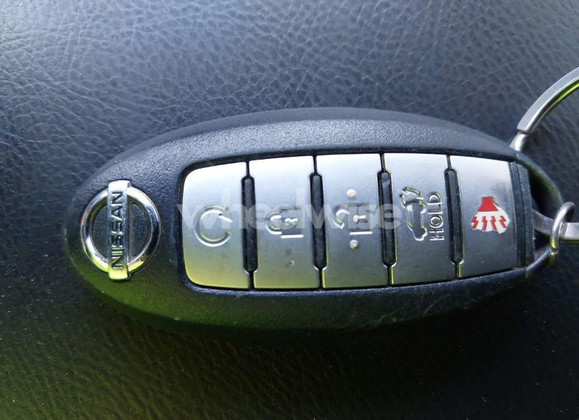 Photo 11 of 2017 Nissan Pathfinder SL (VIN 5N1DR2MN3HC619383)