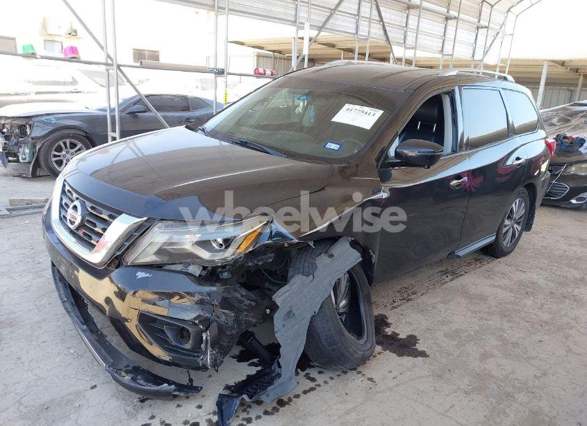 Photo 2 of 2017 Nissan Pathfinder SL (VIN 5N1DR2MN3HC619383)