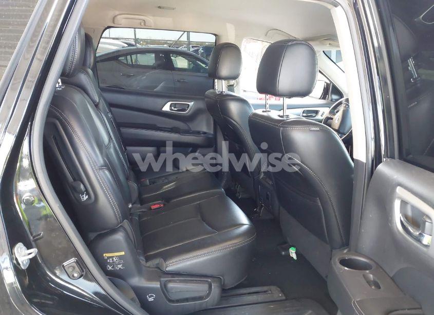 Photo 8 of 2017 Nissan Pathfinder SL (VIN 5N1DR2MN3HC619383)