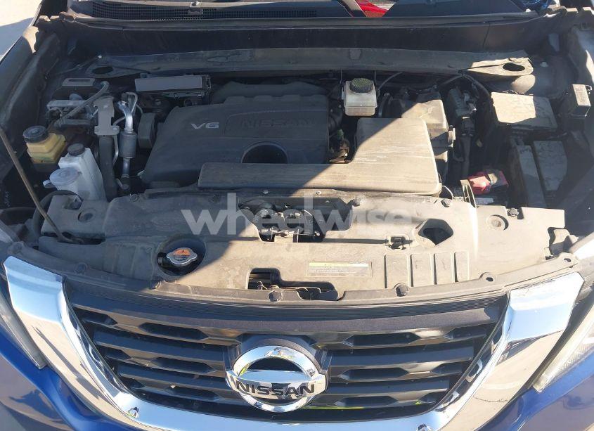 Photo 10 of 2017 Nissan Pathfinder PLATINUM (VIN 5N1DR2MN3HC629959)