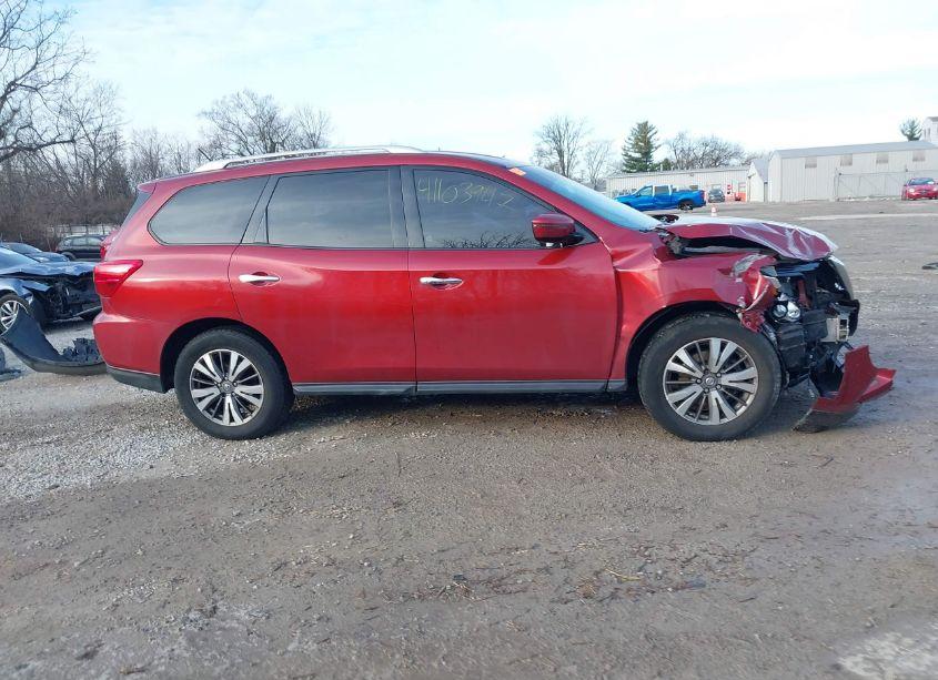 Photo 13 of 2017 Nissan Pathfinder SV (VIN 5N1DR2MN3HC635549)