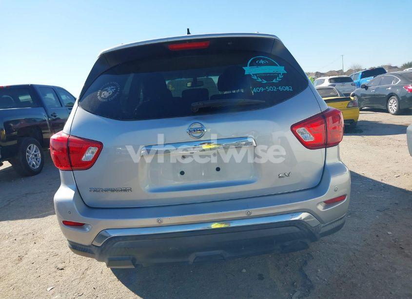 Photo 16 of 2017 Nissan Pathfinder SV (VIN 5N1DR2MN3HC648222)