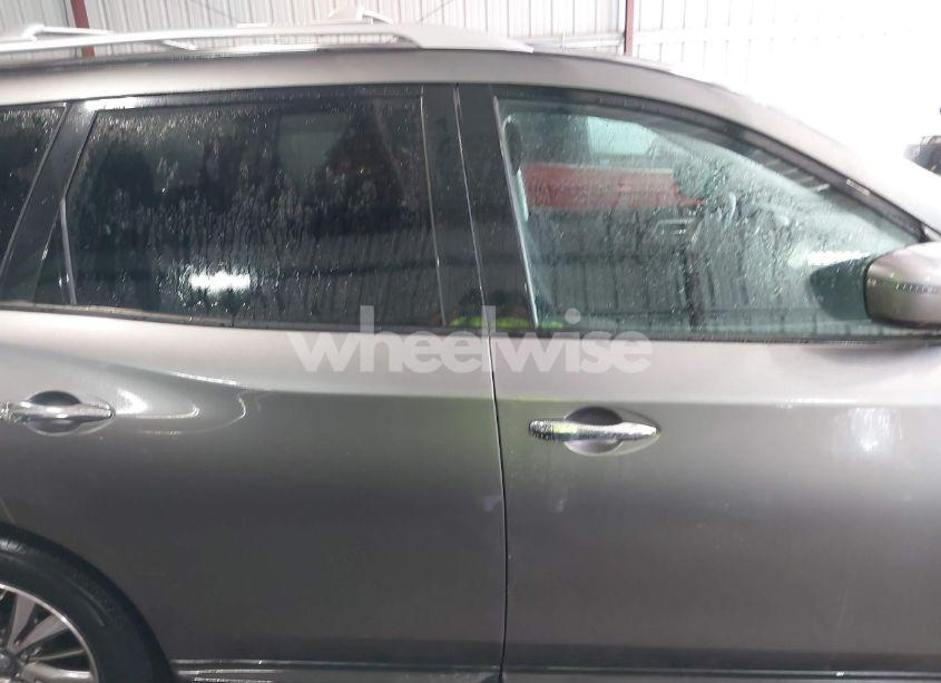 Photo 13 of 2017 Nissan Pathfinder S (VIN 5N1DR2MN3HC654070)