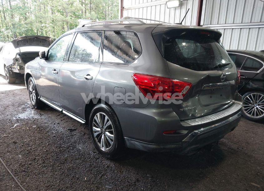 Photo 3 of 2017 Nissan Pathfinder S (VIN 5N1DR2MN3HC654070)