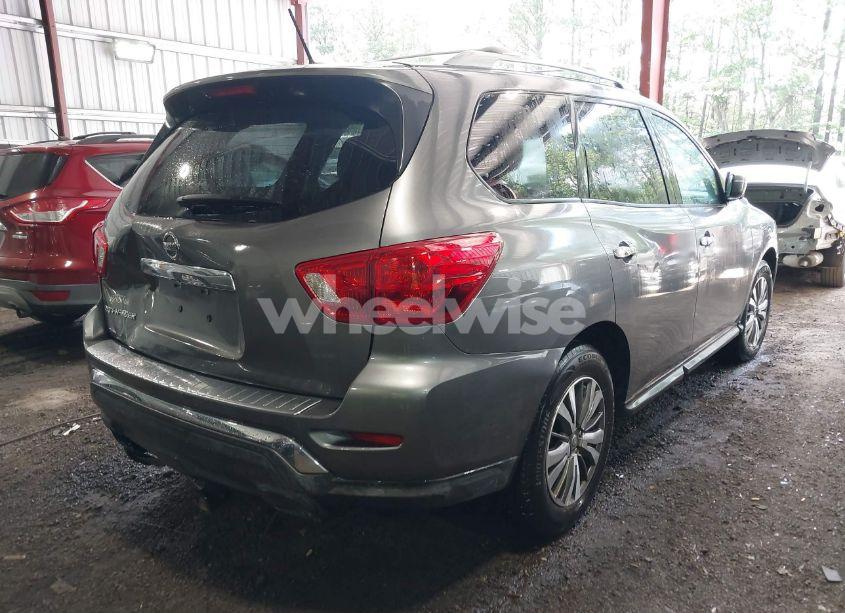 Photo 4 of 2017 Nissan Pathfinder S (VIN 5N1DR2MN3HC654070)