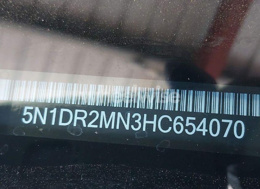 Photo 9 of 2017 Nissan Pathfinder S (VIN 5N1DR2MN3HC654070)