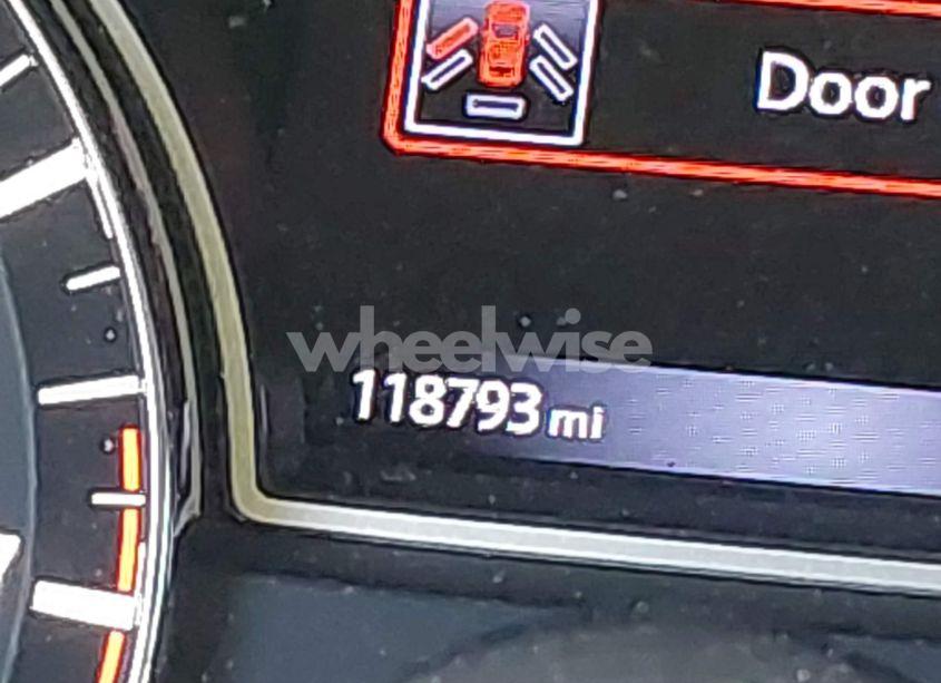 Photo 15 of 2017 Nissan Pathfinder SV (VIN 5N1DR2MN3HC660984)