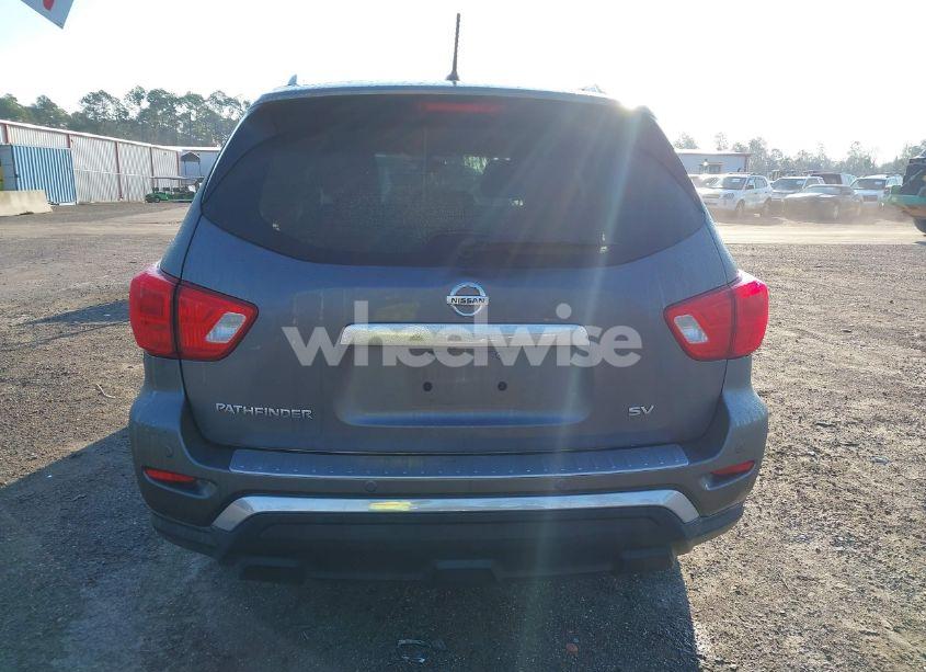 Photo 16 of 2017 Nissan Pathfinder SV (VIN 5N1DR2MN3HC660984)