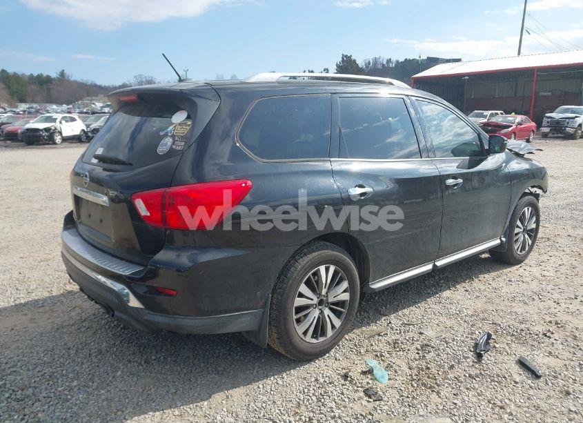 Photo 4 of 2017 Nissan Pathfinder S (VIN 5N1DR2MN3HC684752)