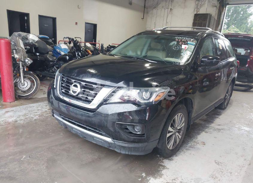 Photo 2 of 2017 Nissan Pathfinder S/SV/SL/PLATINUM (VIN 5N1DR2MN3HC900910)