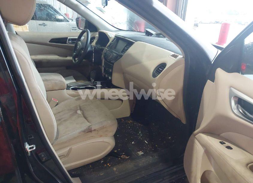 Photo 5 of 2017 Nissan Pathfinder S/SV/SL/PLATINUM (VIN 5N1DR2MN3HC900910)