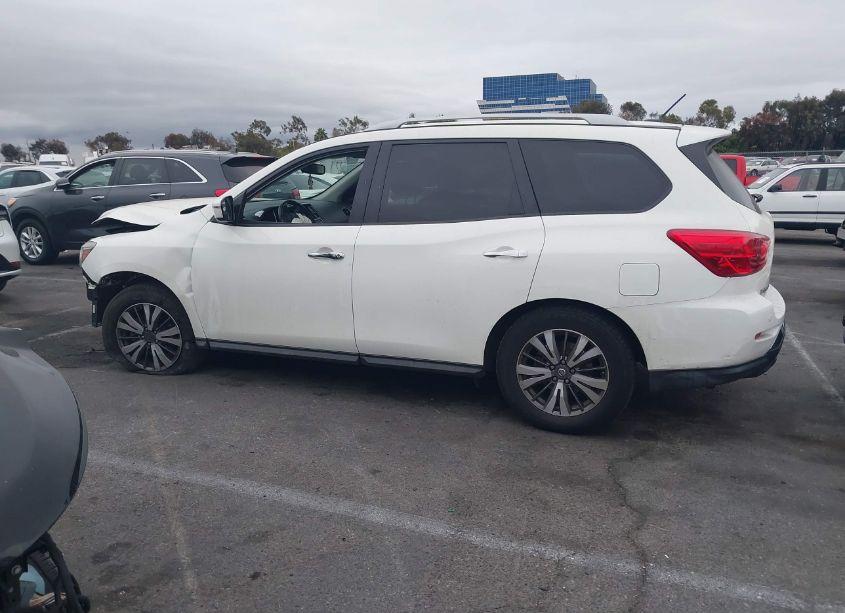 Photo 14 of 2018 Nissan Pathfinder SV (VIN 5N1DR2MN3JC607238)