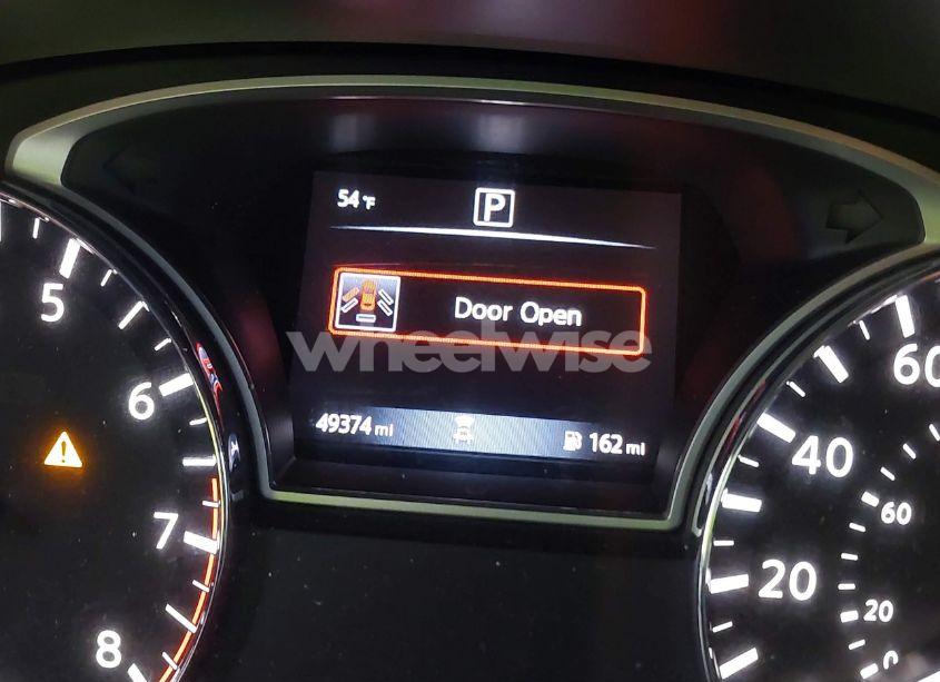 Photo 7 of 2018 Nissan Pathfinder S (VIN 5N1DR2MN3JC639378)