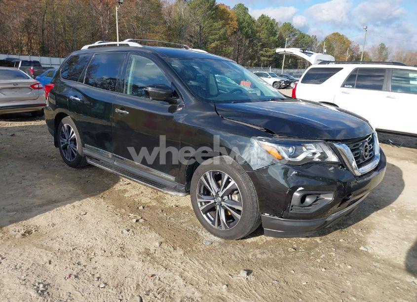 2018 Nissan Pathfinder PLATINUM (VIN 5N1DR2MN3JC655225) main photo