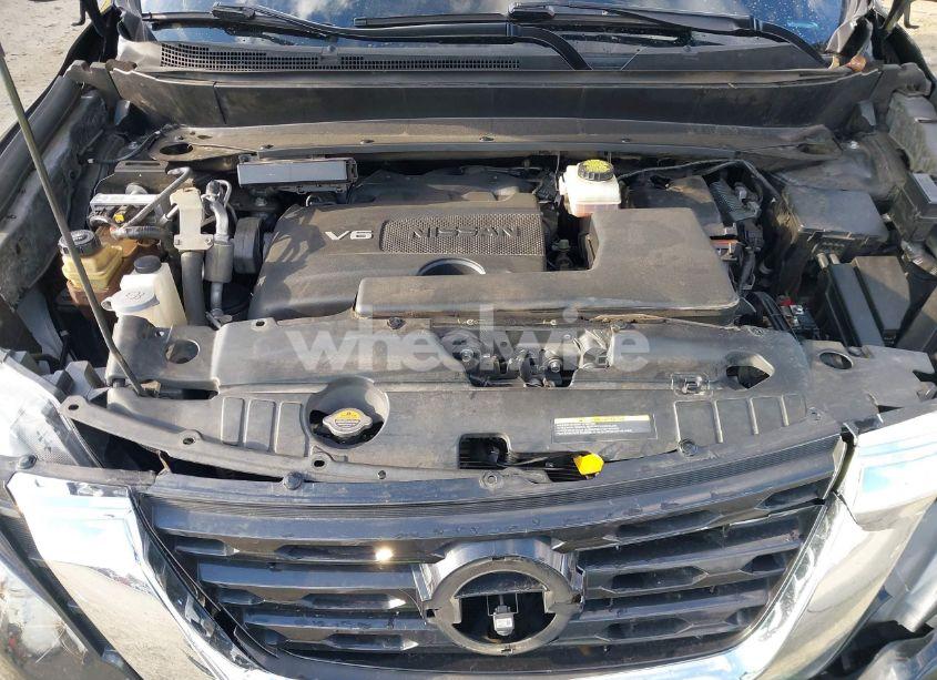 Photo 10 of 2018 Nissan Pathfinder PLATINUM (VIN 5N1DR2MN3JC655225)