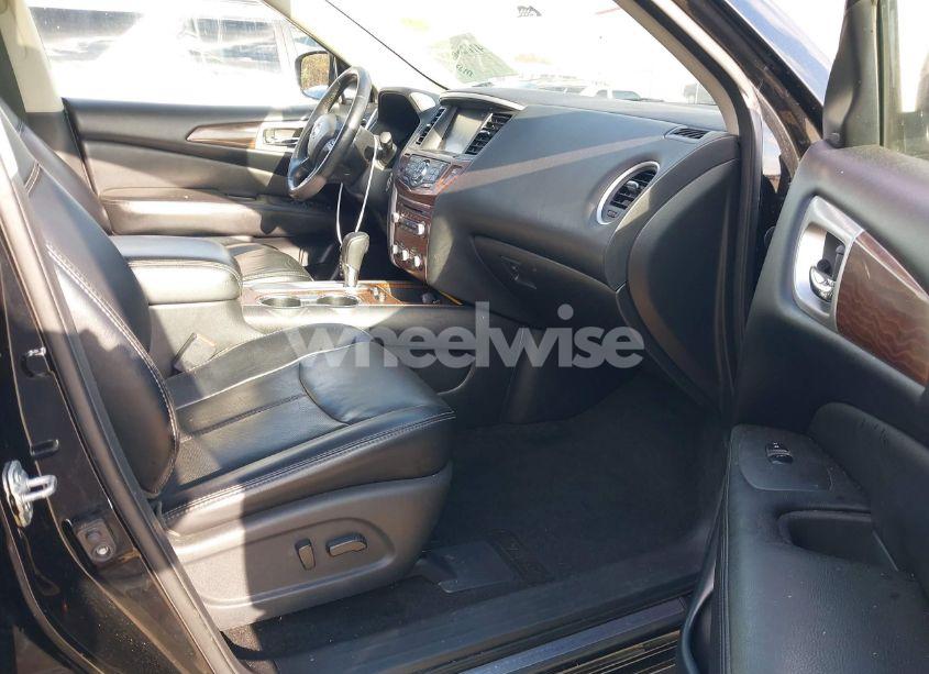 Photo 5 of 2018 Nissan Pathfinder PLATINUM (VIN 5N1DR2MN3JC655225)