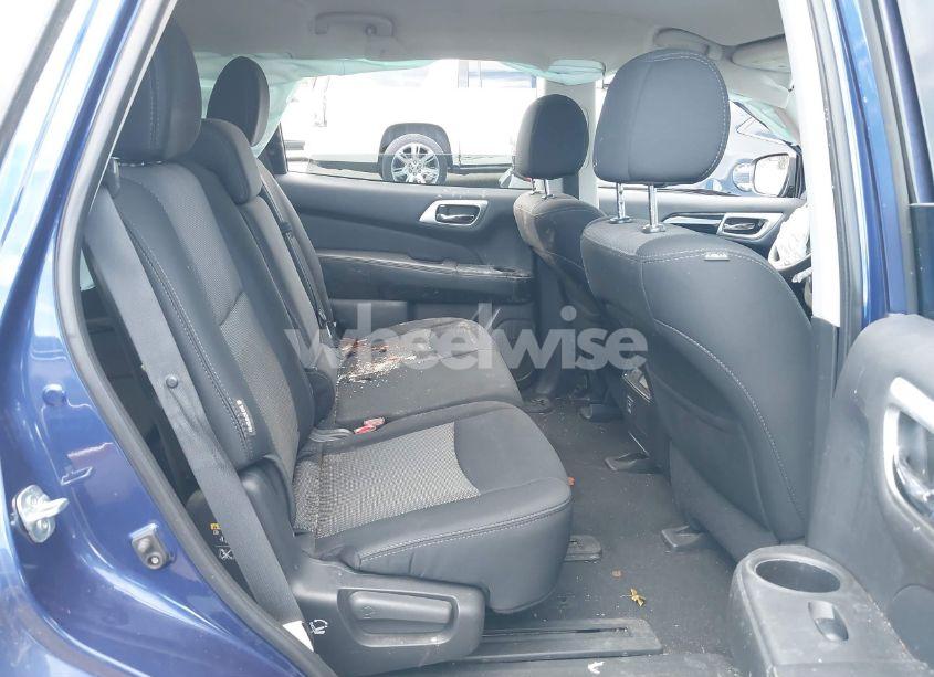 Photo 8 of 2018 Nissan Pathfinder S (VIN 5N1DR2MN3JC667181)