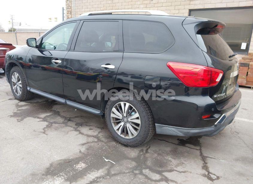 Photo 3 of 2017 Nissan Pathfinder PLATINUM/S/SL/SV (VIN 5N1DR2MN4HC602155)