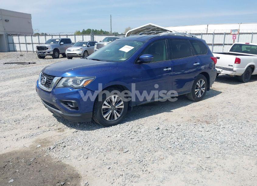 Photo 2 of 2017 Nissan Pathfinder SL (VIN 5N1DR2MN4HC603631)