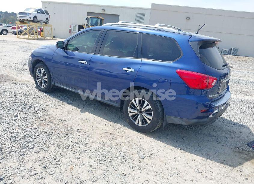 Photo 3 of 2017 Nissan Pathfinder SL (VIN 5N1DR2MN4HC603631)