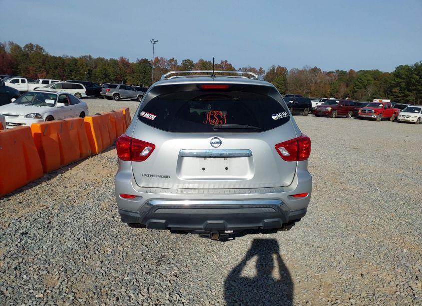 Photo 16 of 2017 Nissan Pathfinder S (VIN 5N1DR2MN4HC604472)