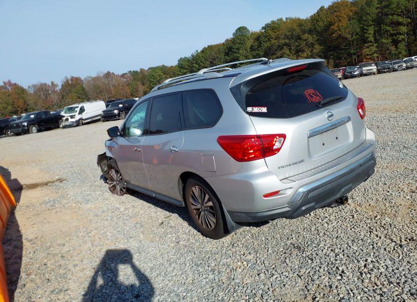 Photo 3 of 2017 Nissan Pathfinder S (VIN 5N1DR2MN4HC604472)