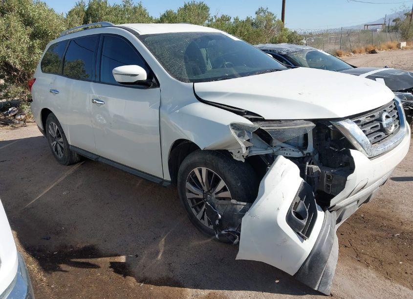 2017 Nissan Pathfinder PLATINUM/S/SL/SV (VIN 5N1DR2MN4HC615438) main photo