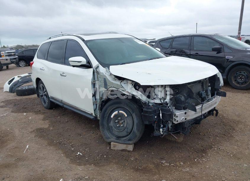 2017 Nissan Pathfinder PLATINUM (VIN 5N1DR2MN4HC633793) main photo