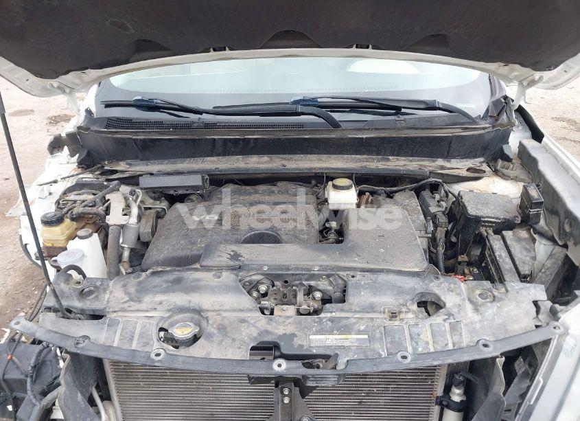 Photo 10 of 2017 Nissan Pathfinder PLATINUM (VIN 5N1DR2MN4HC633793)