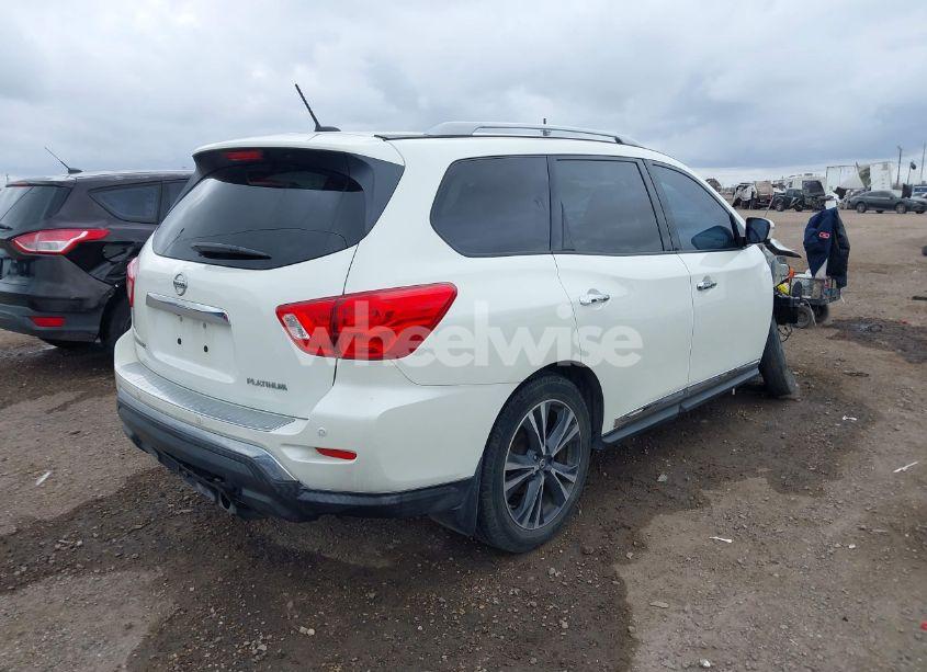 Photo 4 of 2017 Nissan Pathfinder PLATINUM (VIN 5N1DR2MN4HC633793)