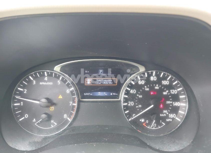 Photo 7 of 2017 Nissan Pathfinder PLATINUM (VIN 5N1DR2MN4HC633793)