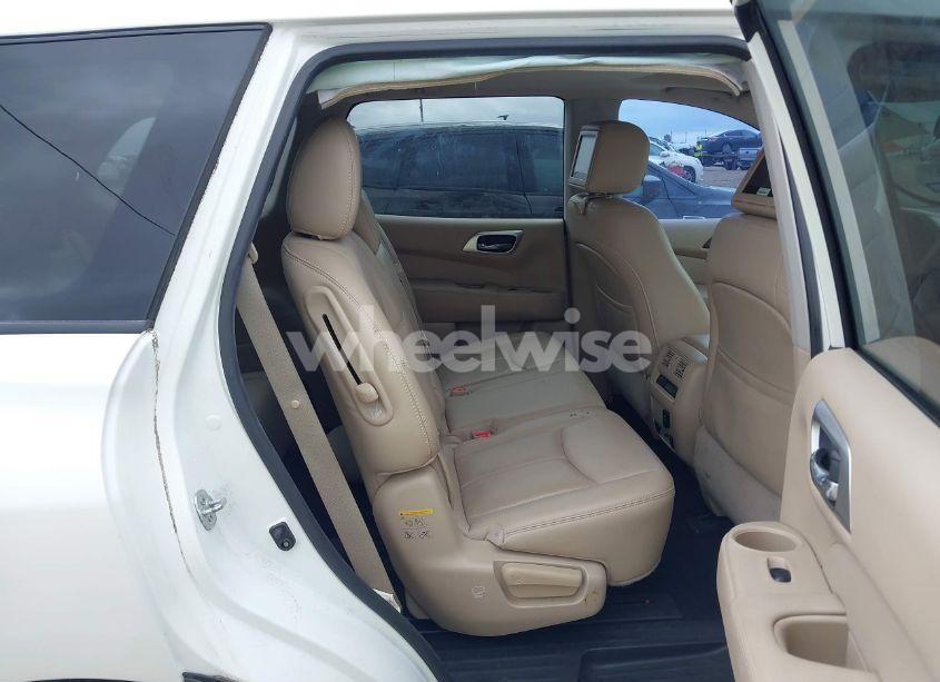 Photo 8 of 2017 Nissan Pathfinder PLATINUM (VIN 5N1DR2MN4HC633793)