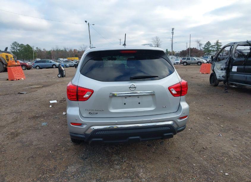 Photo 16 of 2017 Nissan Pathfinder SL (VIN 5N1DR2MN4HC670326)