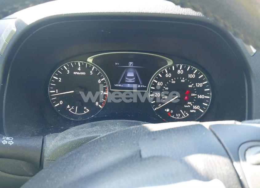 Photo 7 of 2018 Nissan Pathfinder SV (VIN 5N1DR2MN4JC603960)