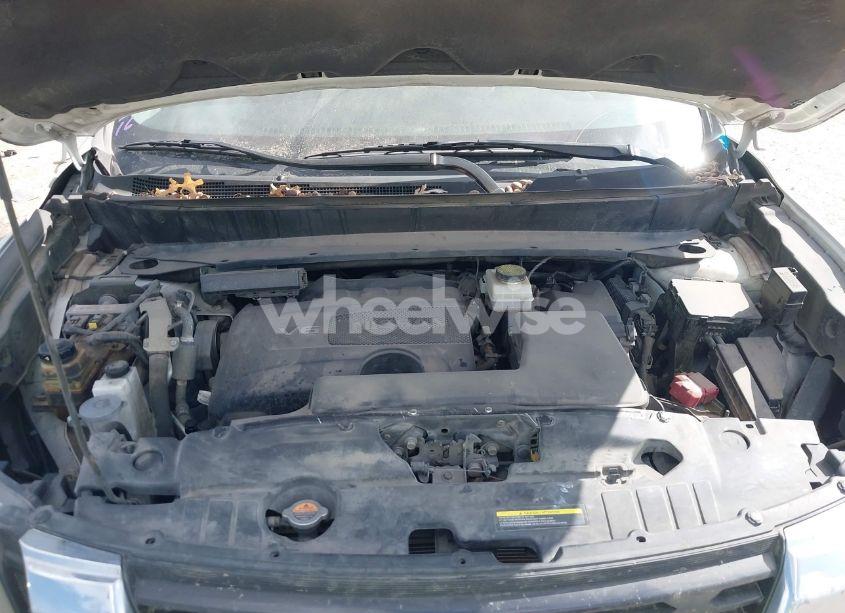 Photo 10 of 2018 Nissan Pathfinder SV (VIN 5N1DR2MN4JC649305)