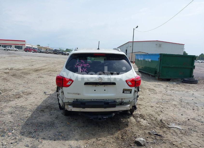 Photo 16 of 2017 Nissan Pathfinder S (VIN 5N1DR2MN5HC607915)