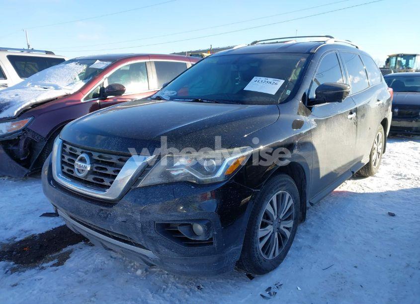 Photo 2 of 2017 Nissan Pathfinder SL (VIN 5N1DR2MN5HC629476)