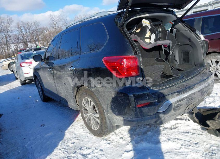 Photo 3 of 2017 Nissan Pathfinder SL (VIN 5N1DR2MN5HC629476)