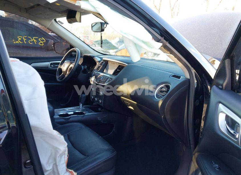 Photo 5 of 2017 Nissan Pathfinder SL (VIN 5N1DR2MN5HC629476)