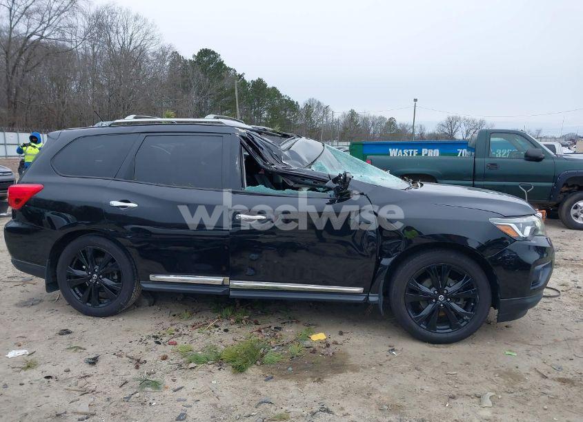 Photo 13 of 2017 Nissan Pathfinder PLATINUM (VIN 5N1DR2MN5HC679665)