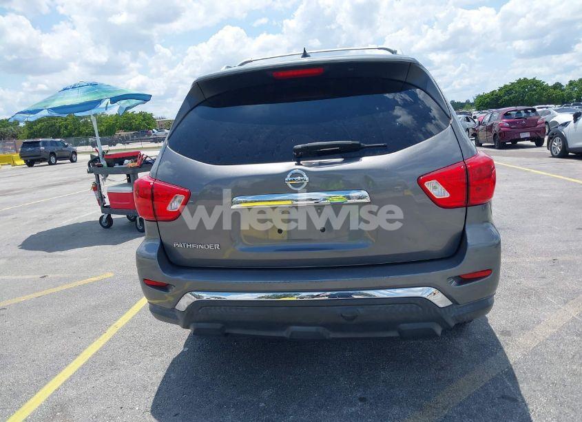 Photo 16 of 2017 Nissan Pathfinder S (VIN 5N1DR2MN5HC683585)