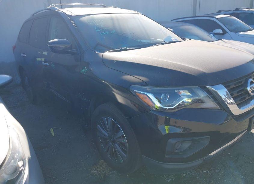 2017 Nissan Pathfinder S (VIN 5N1DR2MN5HC698216) main photo