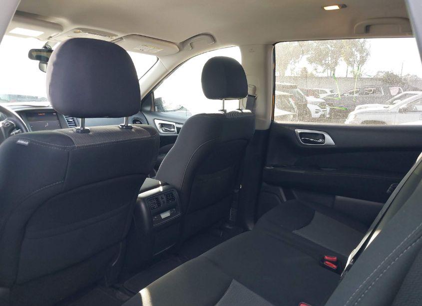 Photo 8 of 2017 Nissan Pathfinder S (VIN 5N1DR2MN5HC698216)