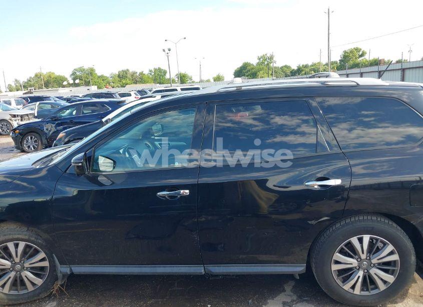 Photo 14 of 2017 Nissan Pathfinder SL (VIN 5N1DR2MN5HC903047)