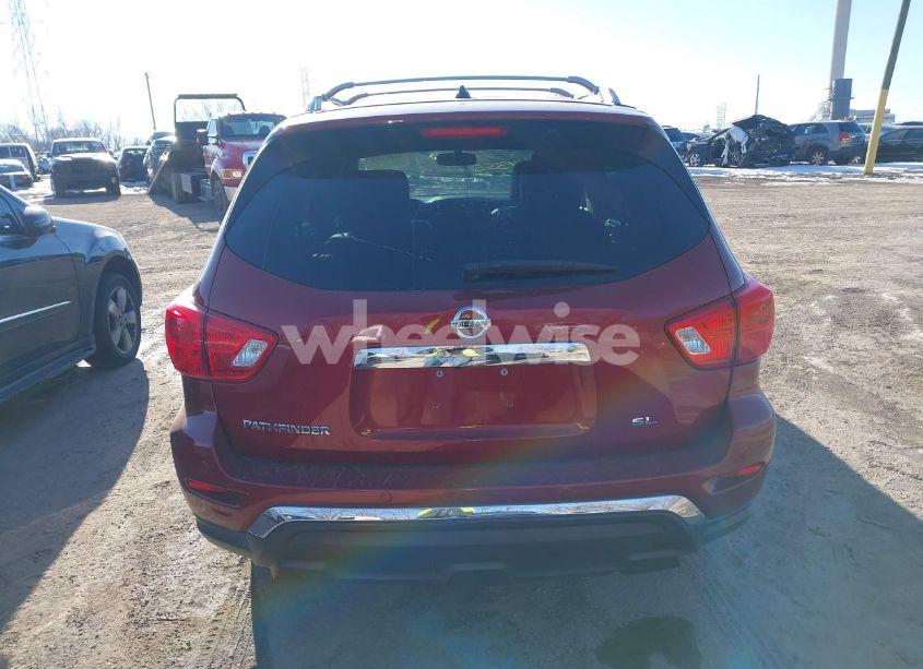Photo 15 of 2018 Nissan Pathfinder SL (VIN 5N1DR2MN5JC611324)