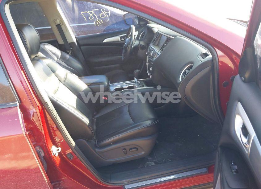 Photo 5 of 2018 Nissan Pathfinder SL (VIN 5N1DR2MN5JC611324)